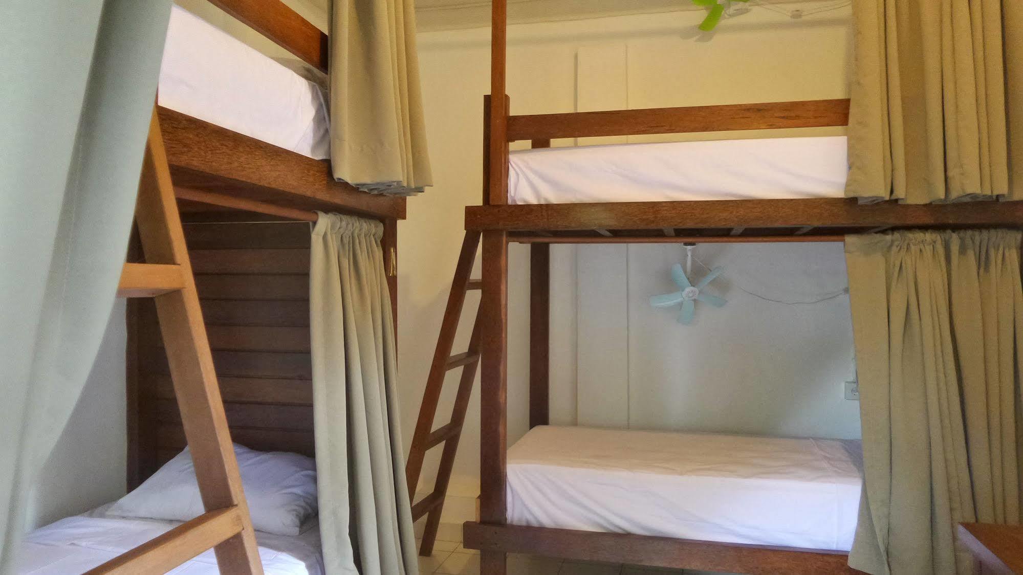 Ostello Friendly House Bali Ubud Esterno foto